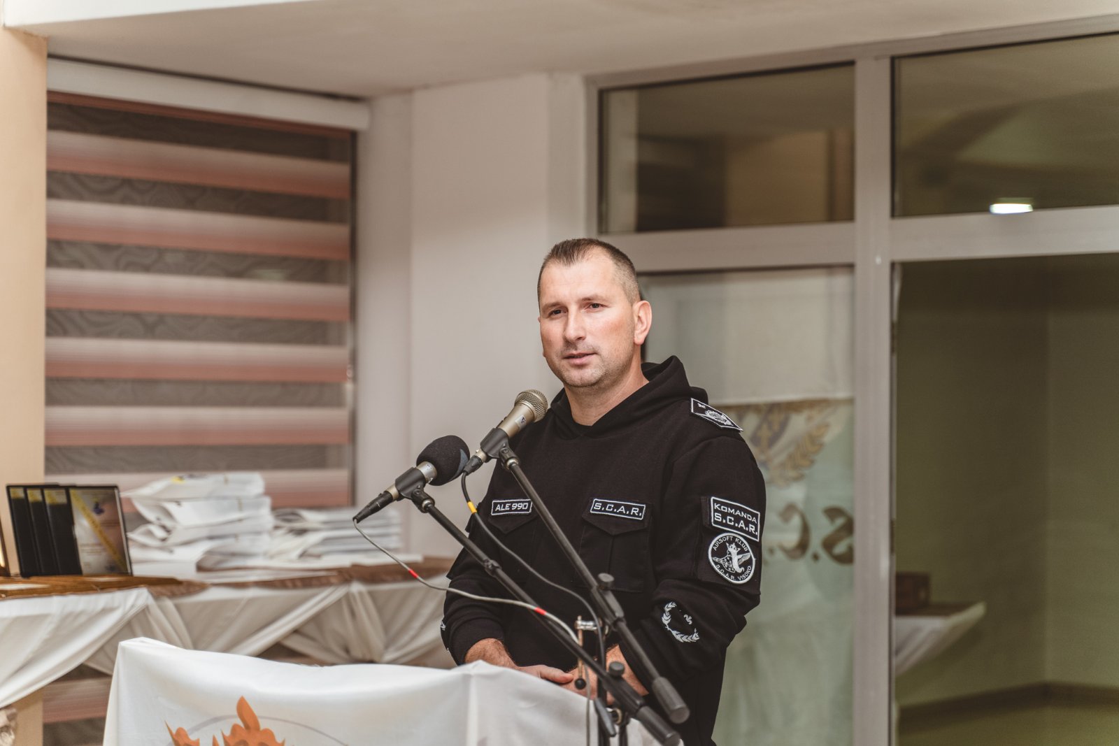 Dino Alijagić za govornicom